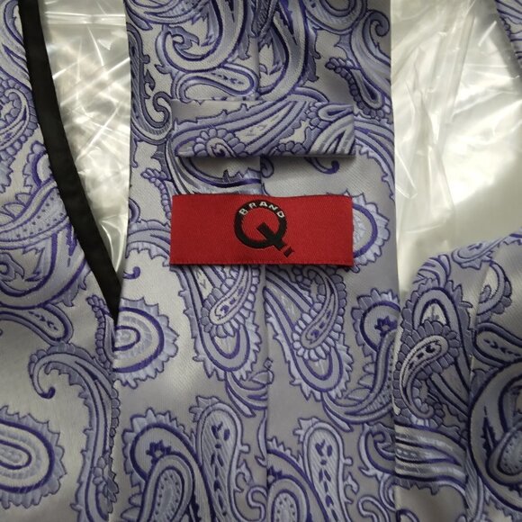 Brand Q | 3 Pc Satin Paisley Formal Vest, Tie & Hankie | Size M - Picture 8 of 11